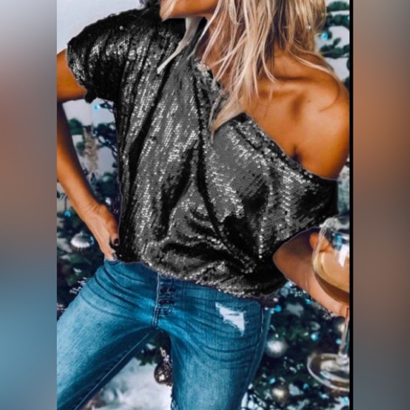 Elegant Shimmery Dew Shoulder Neckline W/Short Sleeves Sequin Detail Dress Top - Picture 5 of 14